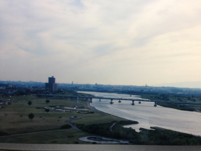 「関西医科大学附属枚方病院から枚方大橋側の風景」