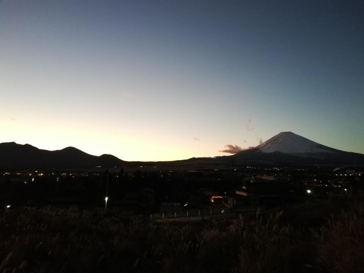 夕焼けが美しい<br>【 Too  さんからの投稿】