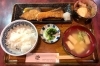 ブリの照り焼きを選択!
