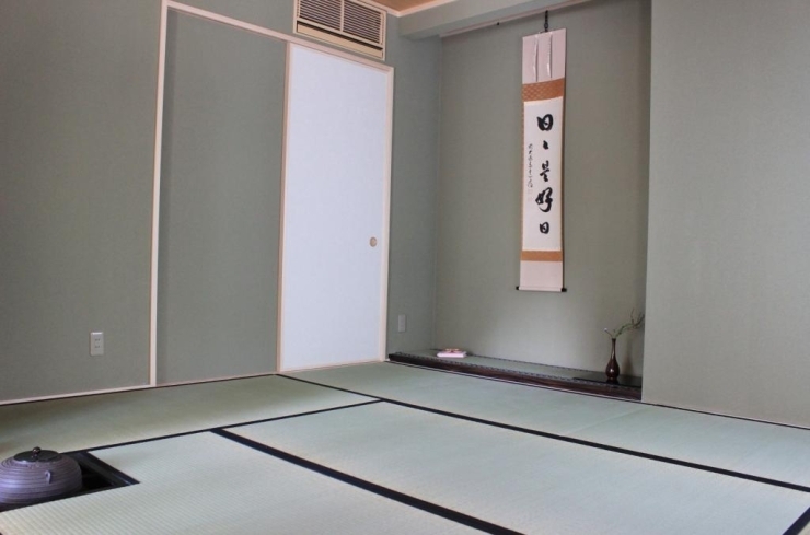 京畳の茶室。<br>お着付けの教室利用も可能だそうです。