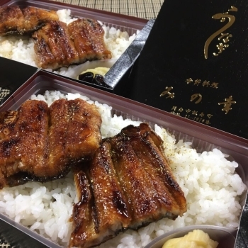 ■うな丼　2,300円<br>■うな重　2,600円