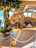 廃材で作られたオオカミ「植物園へGO〜🌴」