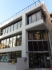 「鶴巻図書館」学生街にほど近く、区の地場産業である印刷製本業の盛んな地域にある図書館です