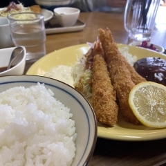 【釧路市鳥取大通】ひっそりと裏通り佇む昔ながらの定食屋さん『食事の店　ポシェール』