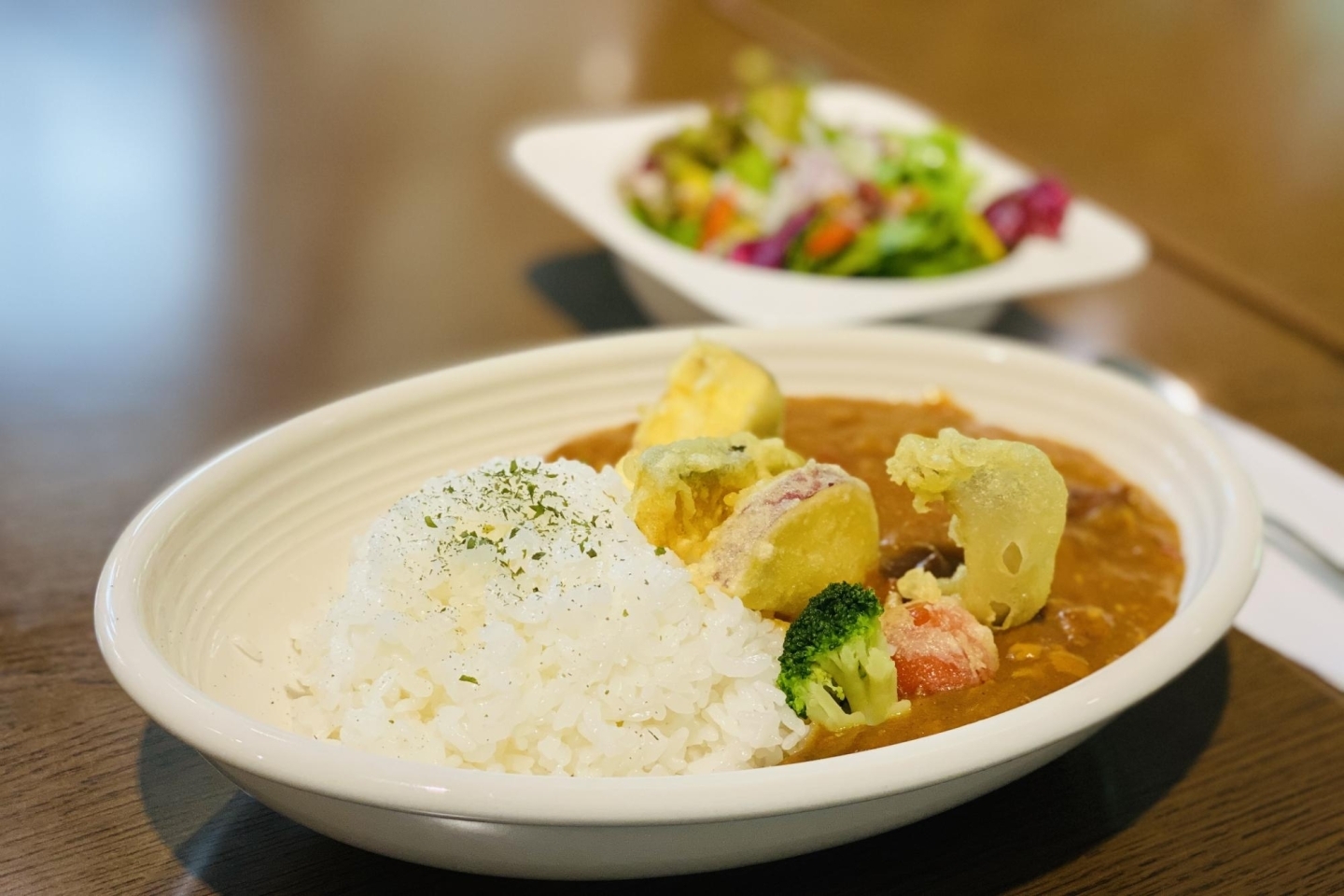 農家レストラン ぶどう畑 やさしい味わいの 秋野菜天ぷらを添えたポークカレー 新発田 おすすめランチ特集 新発田 胎内 聖籠 まいぷれ 新発田 胎内 聖籠 農家レストラン ぶどう畑 やさしい味わいの 秋野菜天ぷらを添えたポークカレー 新発田 おすすめランチ特集 新発田 胎内 聖籠 まいぷれ 新発田 胎内 聖籠
