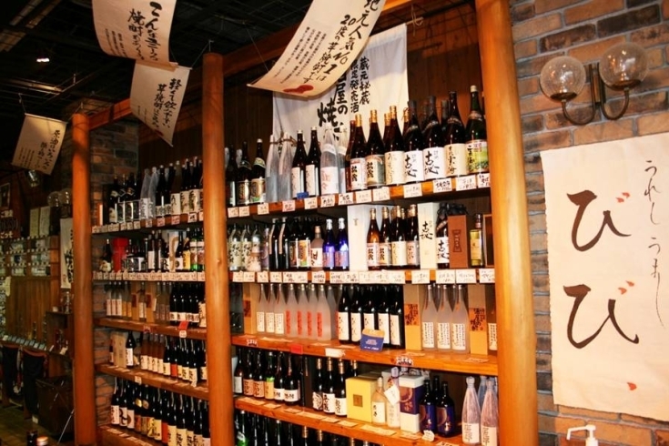 「酒屋 大阪屋」宮崎焼酎の美味しさを、専門店ならではの品揃えで楽しめます。
