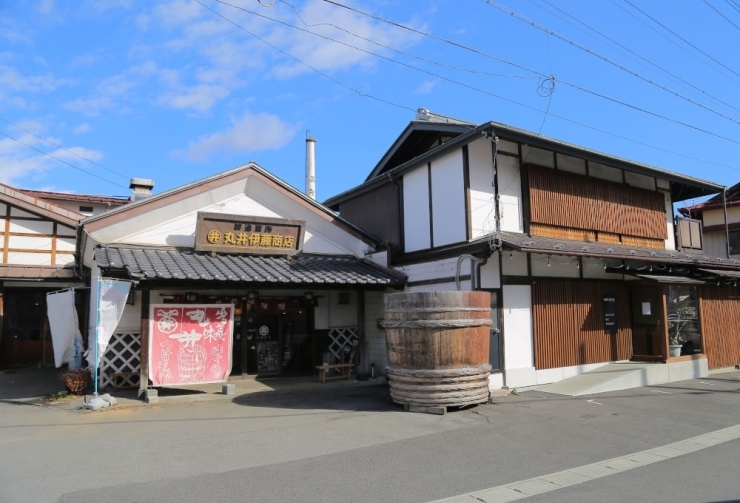 長野県茅野市にある丸井伊藤商店さん