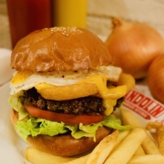 夜鳴きバーガー(YONAKI burger)