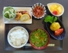鯖竜田揚げ・薩摩芋のサラダ。今日もおいしそう💕「桃の花🌸が綺麗だったのでこの季節の丘の上の小さな家をご覧ください。」