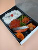 「つまみ折　お弁当　♪」