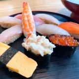宮崎では珍しい赤シャリのお寿司を堪能★『回転寿司　羽田市場』【宮崎市エリア】　