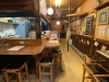 こじんまりとした店内。ほっとする空間です。