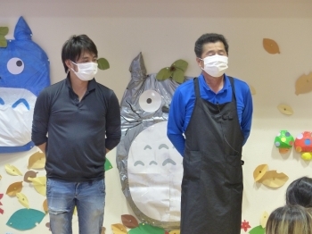 写真右から、須貝さん、山下さんです。