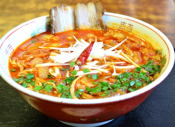 「龍王園」「龍王タンタン麺」は自家製ラー油が決め手！　茂原の老舗食事処。