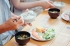食事をする事によりカロリーを消費してくれます。筋肉を付ける為にもしっかりと食事（栄養）を摂りましょう「誰もが気になる「痩せない理由ベスト5」」