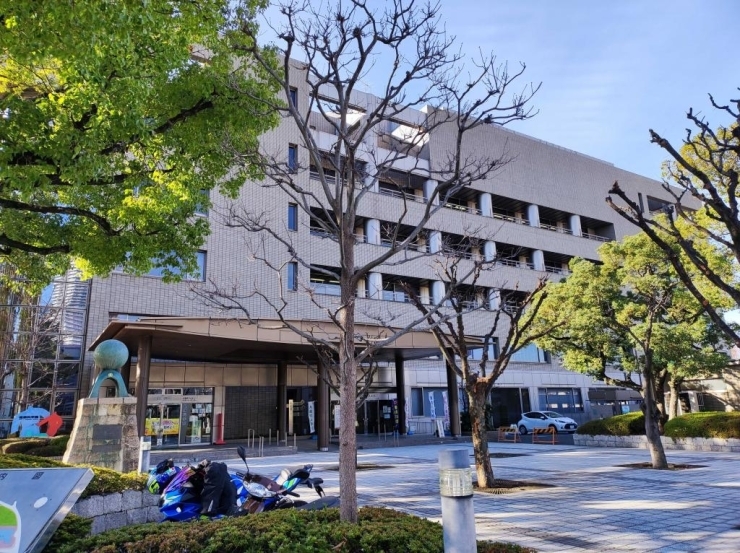 「健康で幸せに暮らせるまちづくり」は広島市の重要なテーマとされています。<br>「健康科学館」は市民に健康に関する情報を分かりやすく提供することを目的として平成元年に開設されました。