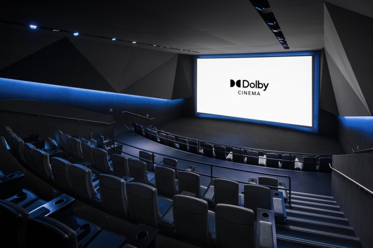 『Dolby Cinema®︎ （ドルビーシネマ）』<br><br>　※Dolby、ドルビー、Dolby Cinema, Dolby Atmos, Dolby Vision、およびダブル D 記号は、<br>　アメリカ合衆国とまたはその他の国におけるドルビーラボラトリーズの商標または登録商標です。