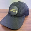 GUCCIのGGキャンバスレザーロゴパッチベースボールキャップ