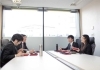 昼食時の一コマです。「株式会社フロントエンド」