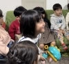 去年のXmas会でのゲーム!みんな笑顔。今年は何?「好きな曲弾けるよ!下京区&南区のピアノ教室でXmasコンサートでの演奏曲をわくわく選曲!Xmas会の準備スタート【京都市南区&下京区のピアノ・リトミック・英語リトミック・ベビーリトミック】」