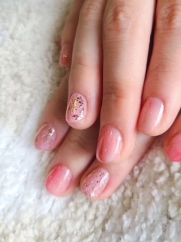 サンプルからアレンジしてピンク系デザイン 美爪を追求 ケア重視 本八幡のネイルサロン Foot Nail Salon Otto Stagione オットスタジョーネ のニュース まいぷれ 市川市