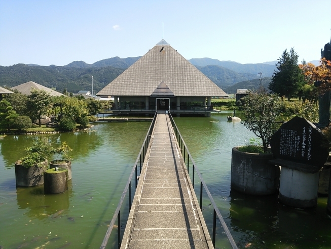 「百河豚美術館」日本と東洋の古美術専門美術館