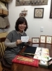 「宮之阪中央商店街のご紹介ビデオ収録中     よつば絵手紙さん  」