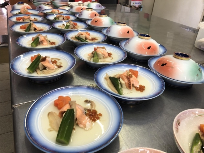 熱々の　蒸し物あんかけです。「今年も花粉症の季節が、、、」