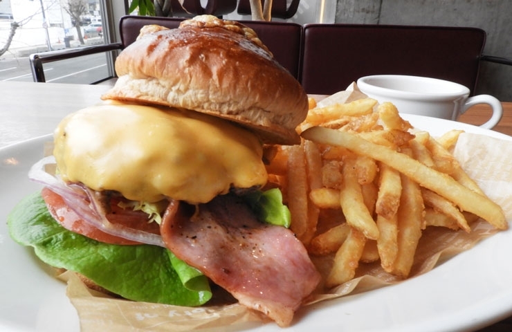 閉店 アリーズニューヨーク 新潟万代店 気分もお口も踊りだす 肉好き必食のバーガーランチ 新潟市のおすすめランチ特集 まいぷれ 新潟市 閉店 アリーズニューヨーク 新潟万代店 気分もお口も踊りだす 肉好き必食のバーガーランチ 新潟市のおすすめランチ特集 まいぷれ 新潟市