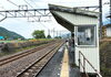 関川駅（JR予讃線）の駅舎。