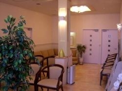 待合室はアロマミスト・BGMで
ゆったりと落ち着いた雰囲気です「愛和レディースクリニック」