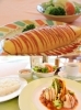 上　オムライス
下　塩原高原かぶと彩り野菜のオーブン焼き「カフェレストラン 洋燈（ランプ）」