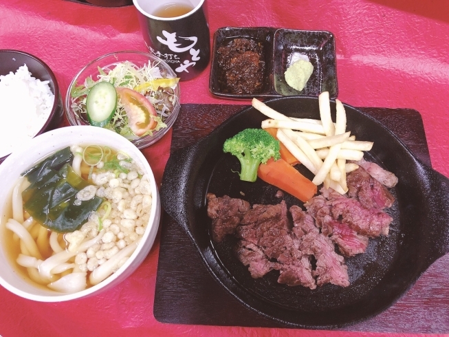 ステーキ定食　1,650円(税込)「冬のおすすめうどんはやっぱり…」