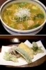 上）3月までの限定鶏カレー南蛮蕎麦
下）季節の野菜天ぷら「手打ち蕎麦 むかわ」