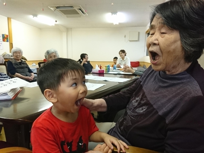 「デイサービス金太郎スタッフお子様が遊びに来て頂き元気をいっぱい頂きました～(^○^)‼️。」