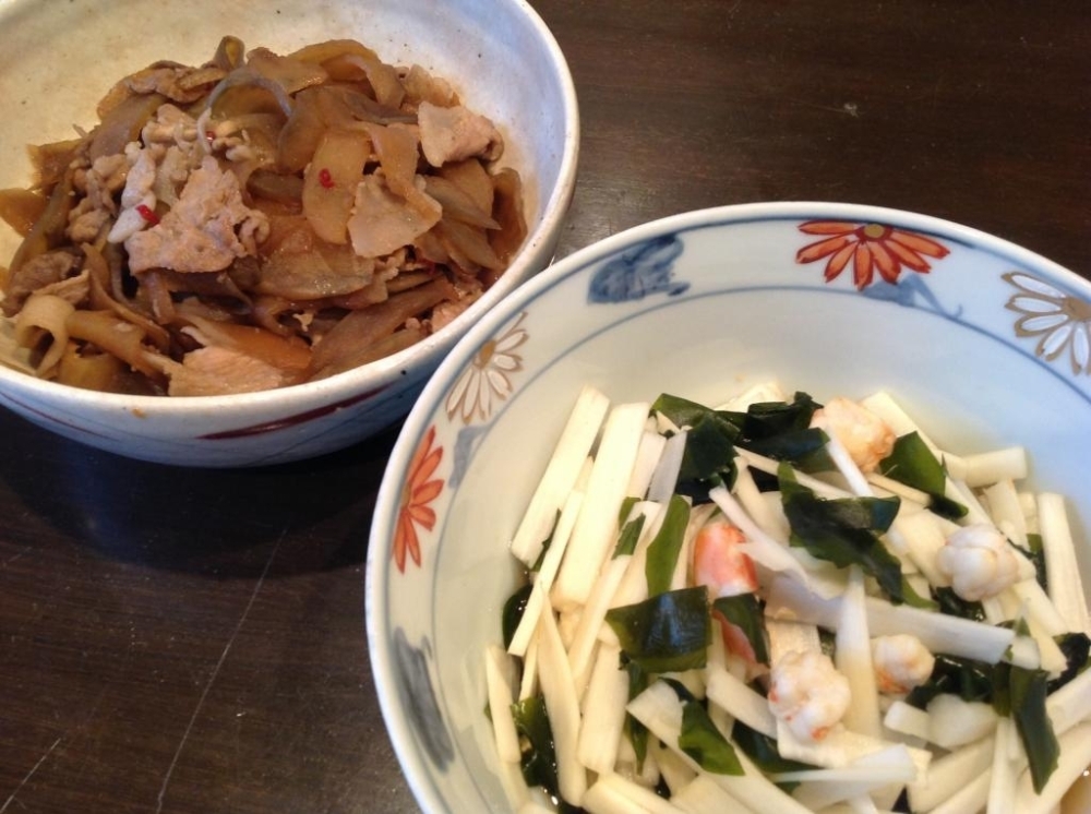 今日のオススメ うど わかめ 海老の酢の物 ヤーコンの豚肉の旨辛