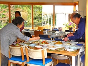 新鮮な野菜たっぷりの健康食です！