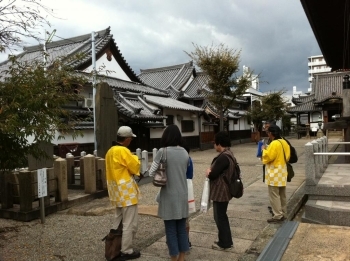 そして寺町のボランティアガイドさんと２時間ほど寺町を探訪してきました。