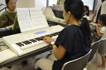 ドラマや映画など、弾きたかった曲が両手で弾けるように！！「nanairo-piano（なないろぴあの）」