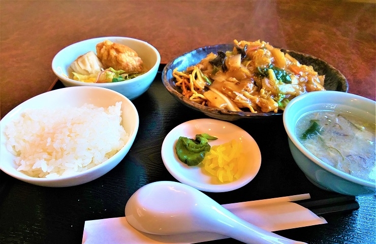 柏原町 おいしい中華でお腹がいっぱい コスパ最高な五目カタ焼きそばで幸せ気分 春日井 ランチ スイーツ 春日井市 ランチ特集 おいしい ランチ おすすめランチ まいぷれ 春日井市