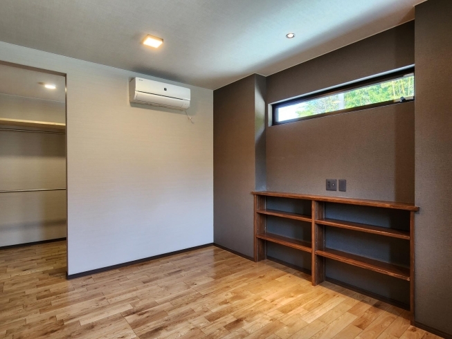 寝室～ウォークインクローゼット「宮崎町に新築建売住宅が完成しました」