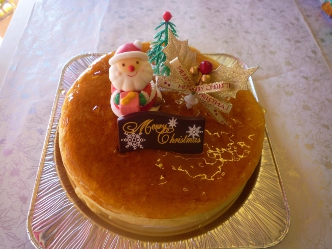 チーズケーキ5号2,700円（税込み）　「クリスマスケーキ～伊奈町のケーキ屋シャンティ洋菓子店～」