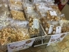 「西海物産館おすすめ商品は「やみつきあられ」です♪」