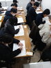 「僭越ながら一句「今欲しい お年玉より A判定」（季語：お年玉／体言止め、倒置）・・お粗末!」
