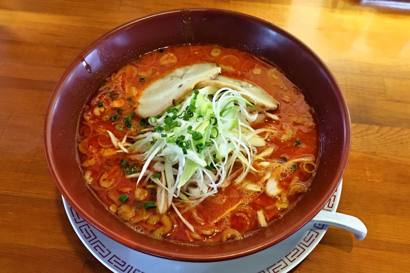 麺食堂 まる七 辛い物好きはぜひチャレンジを 鮮烈な辛さの 激辛ラーメン でランチ 新発田 おすすめランチ特集 新発田 胎内 聖籠 まいぷれ 新発田 胎内 聖籠