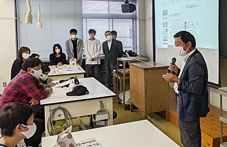 高専生もクラブをサポートしてくれます。「令和２年度　新居浜市少年少女発明クラブが開講しました！」