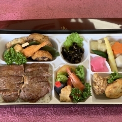 ステーキ弁当（茶碗蒸しサービス）