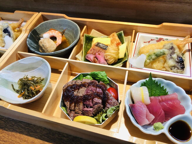 ご法事・ご慶事のご予約承り中。「6月から人気のしゃぶしゃぶセットを配達します。ご予約承り中。」