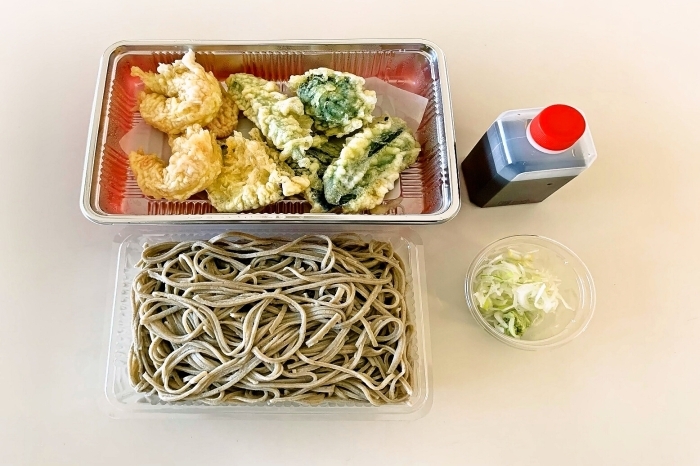 長野市高田沖の 手挽きそば 蔵之内 さんで テイクアウト 天ぷらそば 天丼 をいただきました 長野市のテイクアウト特集 お店の味をご家庭で まいぷれ 長野市