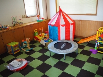 室内遊具「児童発達支援事業所 みつばち」